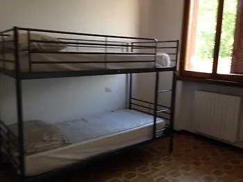 Villa Pusiano 26 Milán 3*,